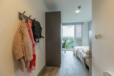 Deluxe En Suite - Image 3